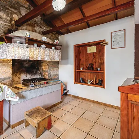 Holiday home 3 Bedroom In Breg