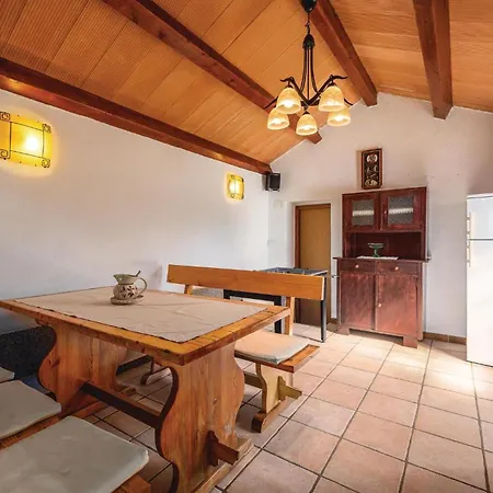 3 Bedroom In Breg Holiday home