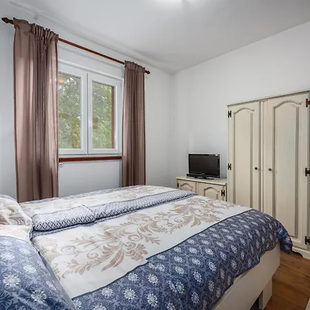 3 Bedroom In Breg * Rasa
