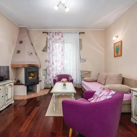 3 Bedroom In Breg * Rasa