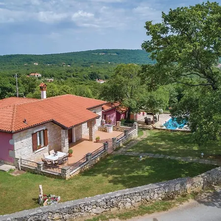 3 Bedroom In Breg * Rasa